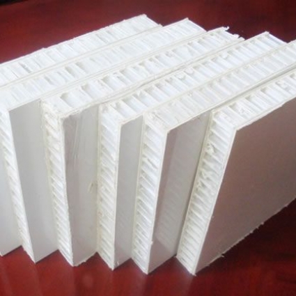 Полипропиленовый сотовый лист Honeycomb  30мм (1150мм.х 2300мм.) PP 8T 40F